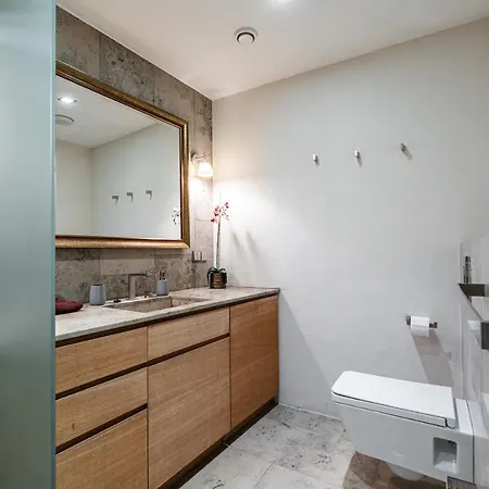 Airhome - Tree Spirit * Ταλίν